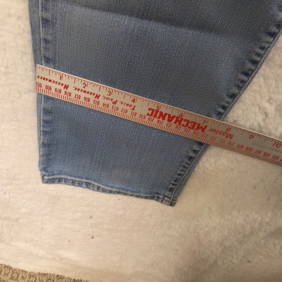 Ralph Lauren Premier Straight Jeans Light Wash Distressed Denim Womens 14W - Picture 8 of 10